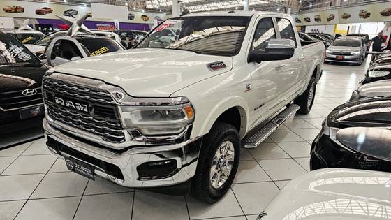 RAM 2500 6.7 I6 TURBO DIESEL LARAMIE CD 4X4 AUTOMÁTICO